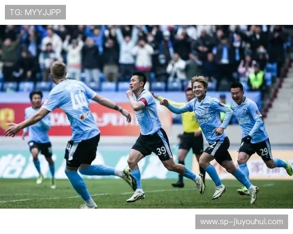 崔会长致力推动足球发展 助力中国足球走向国际舞台 崔会长致力推动足球发展 助力中国足球走向国际舞台